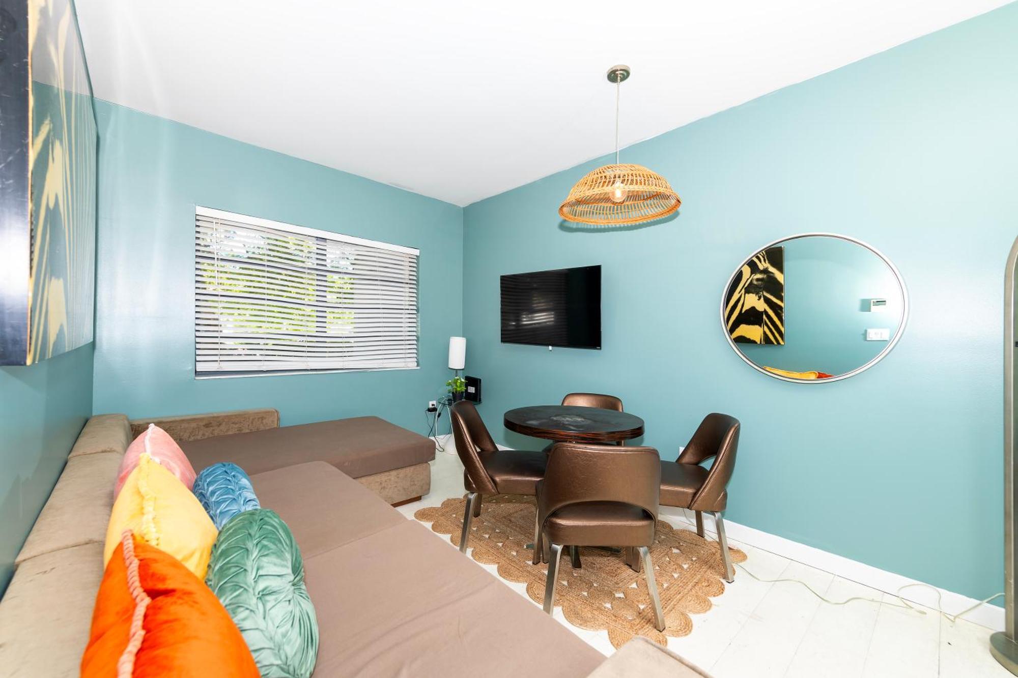 Sunny Days Apartments Miami Beach Exterior photo
